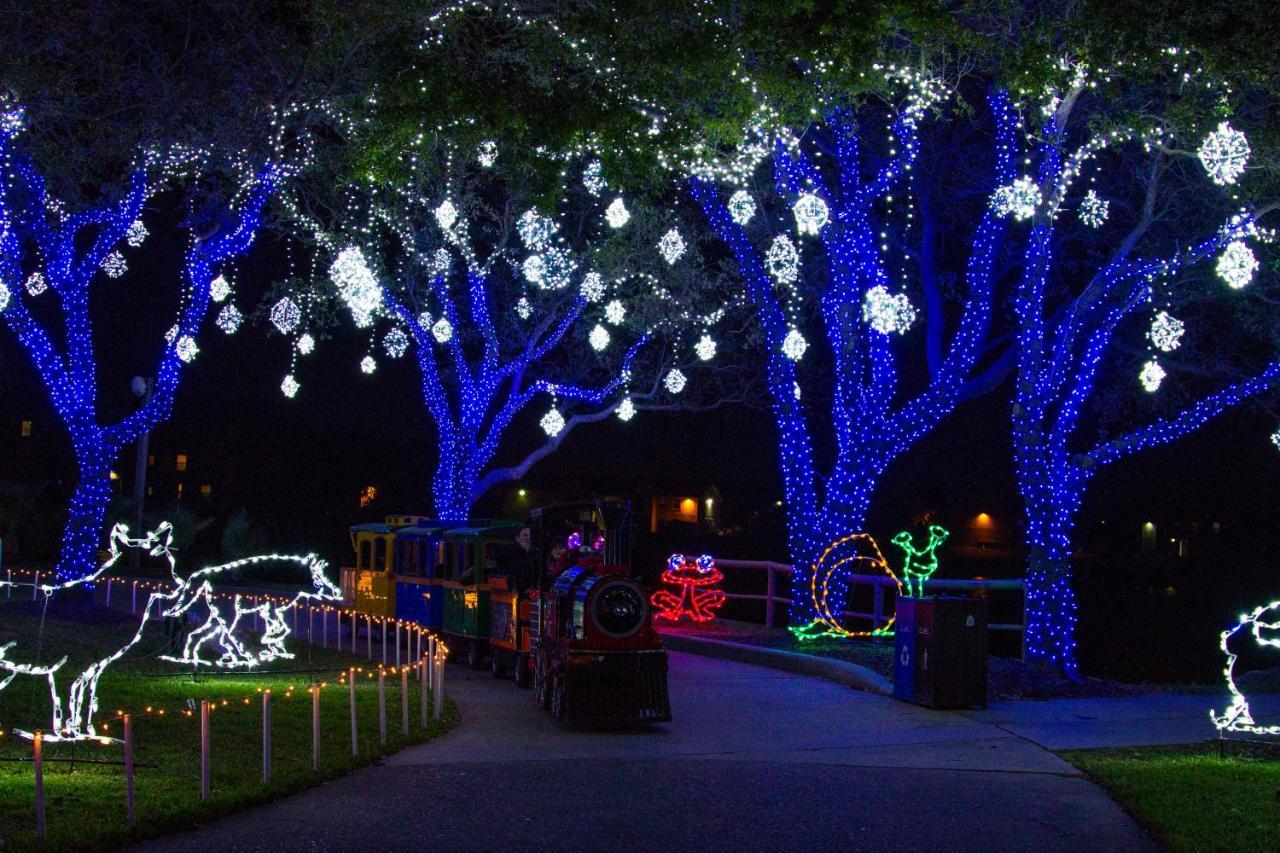Moody Gardens And Convention Center 4*